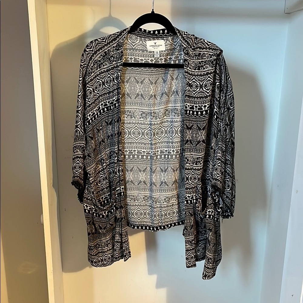 Chic Monochrome Patterned Kimono